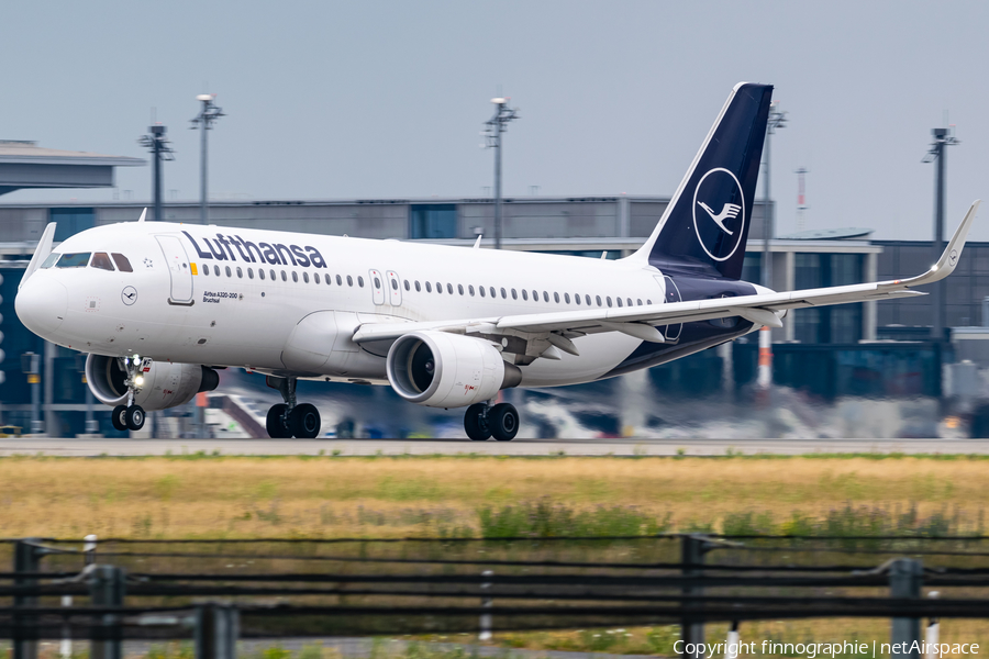 Lufthansa Airbus A320-214 (D-AIWF) | Photo 516192