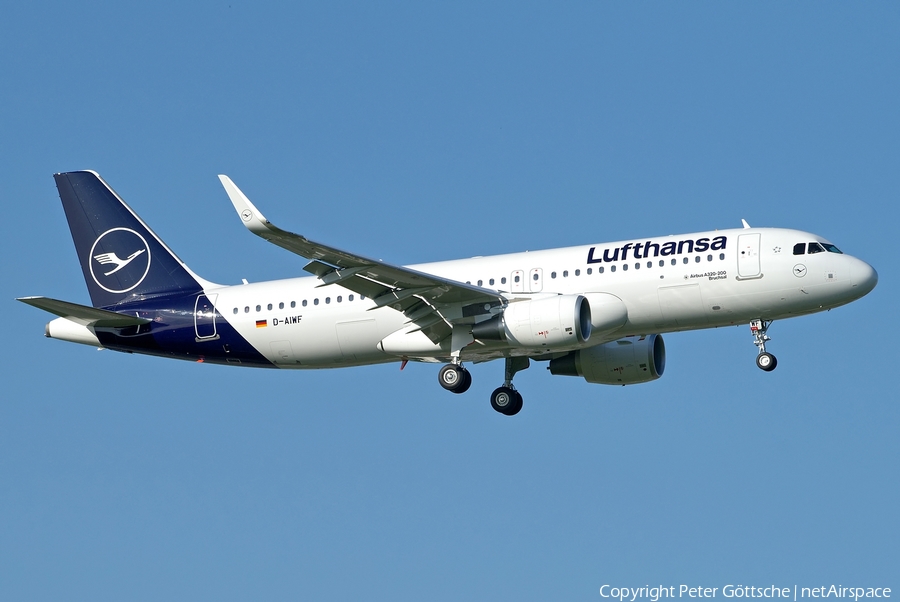 Lufthansa Airbus A320-214 (D-AIWF) | Photo 326585