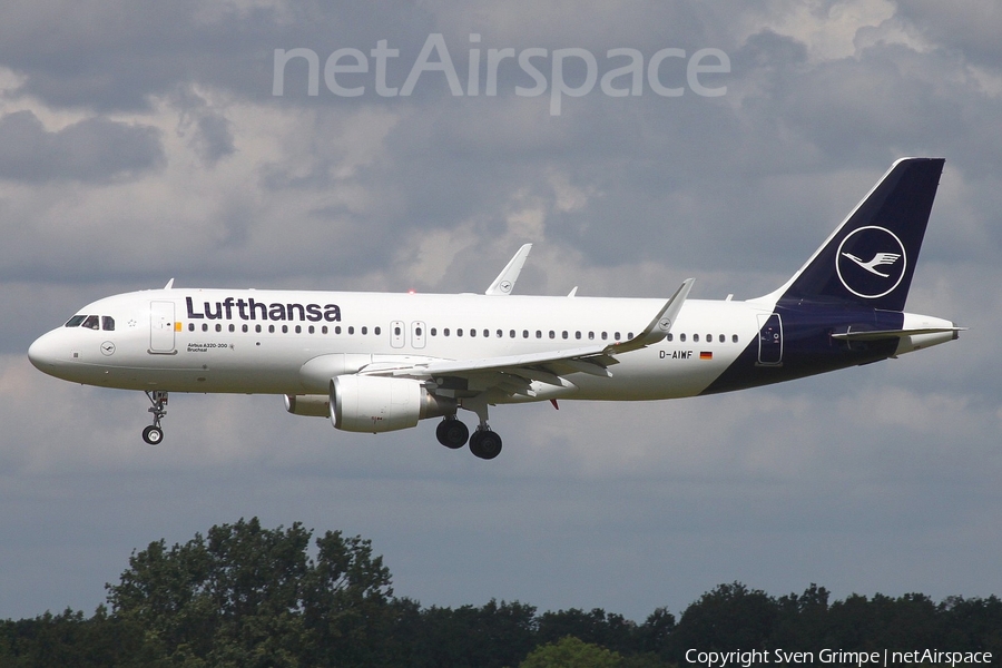Lufthansa Airbus A320-214 (D-AIWF) | Photo 341529