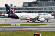 Lufthansa Airbus A320-214 (D-AIWF) at  Hamburg - Fuhlsbuettel (Helmut Schmidt), Germany