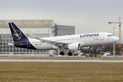 Lufthansa Airbus A320-214 (D-AIWF) at  Munich, Germany