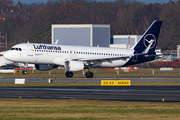 Lufthansa Airbus A320-214 (D-AIWG) at  Hamburg - Fuhlsbuettel (Helmut Schmidt), Germany