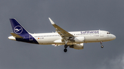 Lufthansa Airbus A320-214 (D-AIWI) at  Frankfurt am Main, Germany