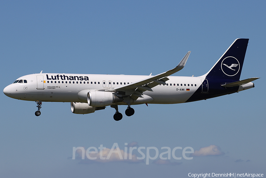 Lufthansa Airbus A320-214 (D-AIWI) | Photo 510777