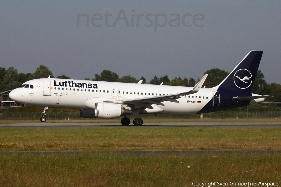 Lufthansa Airbus A320-214 (D-AIWI) | Photo 519997