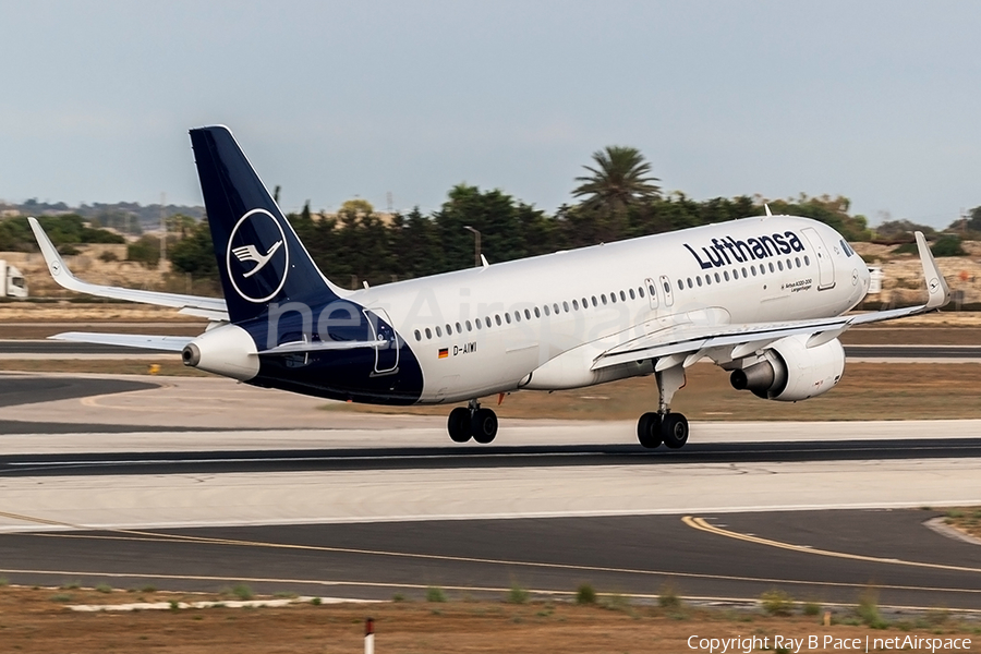 Lufthansa Airbus A320-214 (D-AIWI) | Photo 401220