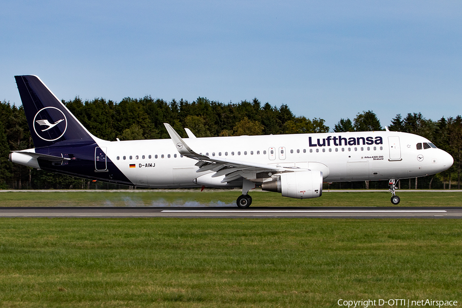 Lufthansa Airbus A320-214 (D-AIWJ) | Photo 402985