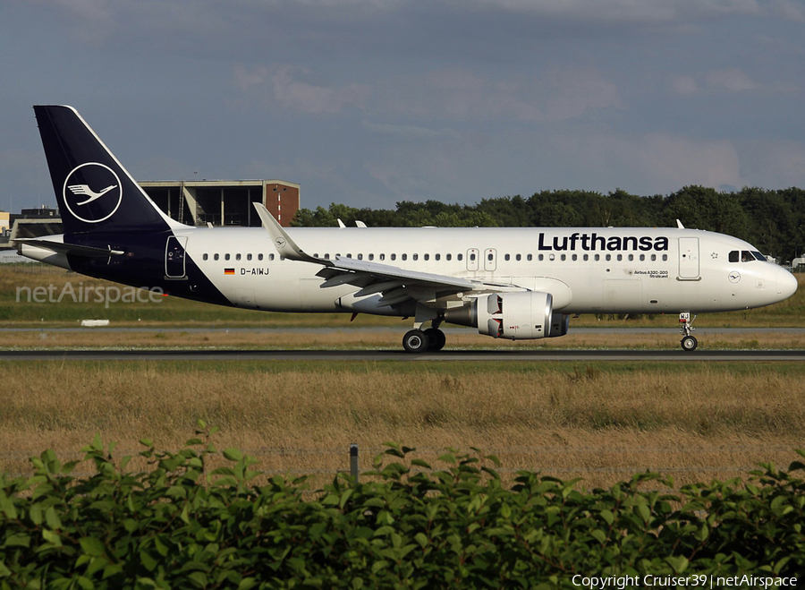 Lufthansa Airbus A320-214 (D-AIWJ) | Photo 531553