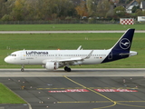 Lufthansa Airbus A320-214 (D-AIWK) at  Dusseldorf - International, Germany