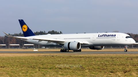 Lufthansa Airbus A350-941 (D-AIXA) at  Hamburg - Fuhlsbuettel (Helmut Schmidt), Germany