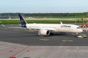 Lufthansa Airbus A350-941 (D-AIXA) at  Hamburg - Fuhlsbuettel (Helmut Schmidt), Germany