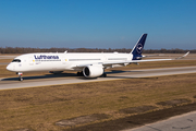 Lufthansa Airbus A350-941 (D-AIXB) at  Munich, Germany