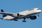Lufthansa Airbus A350-941 (D-AIXC) at  Sao Paulo - Guarulhos - Andre Franco Montoro (Cumbica), Brazil