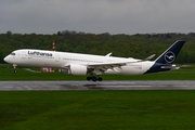 Lufthansa Airbus A350-941 (D-AIXC) at  Hamburg - Fuhlsbuettel (Helmut Schmidt), Germany