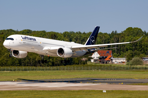Lufthansa Airbus A350-941 (D-AIXC) at  Hamburg - Fuhlsbuettel (Helmut Schmidt), Germany