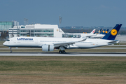 Lufthansa Airbus A350-941 (D-AIXC) at  Munich, Germany