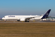 Lufthansa Airbus A350-941 (D-AIXC) at  Munich, Germany