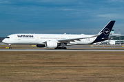 Lufthansa Airbus A350-941 (D-AIXC) at  Munich, Germany