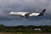 Lufthansa Airbus A350-941 (D-AIXD) at  Hamburg - Fuhlsbuettel (Helmut Schmidt), Germany