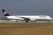 Lufthansa Airbus A350-941 (D-AIXD) at  Munich, Germany