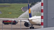 Lufthansa Airbus A350-941 (D-AIXE) at  Dusseldorf - International, Germany