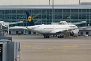 Lufthansa Airbus A350-941 (D-AIXE) at  Munich, Germany