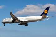 Lufthansa Airbus A350-941 (D-AIXF) at  Luqa - Malta International, Malta