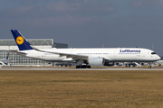 Lufthansa Airbus A350-941 (D-AIXF) at  Munich, Germany