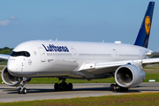 Lufthansa Airbus A350-941 (D-AIXF) at  Munich, Germany