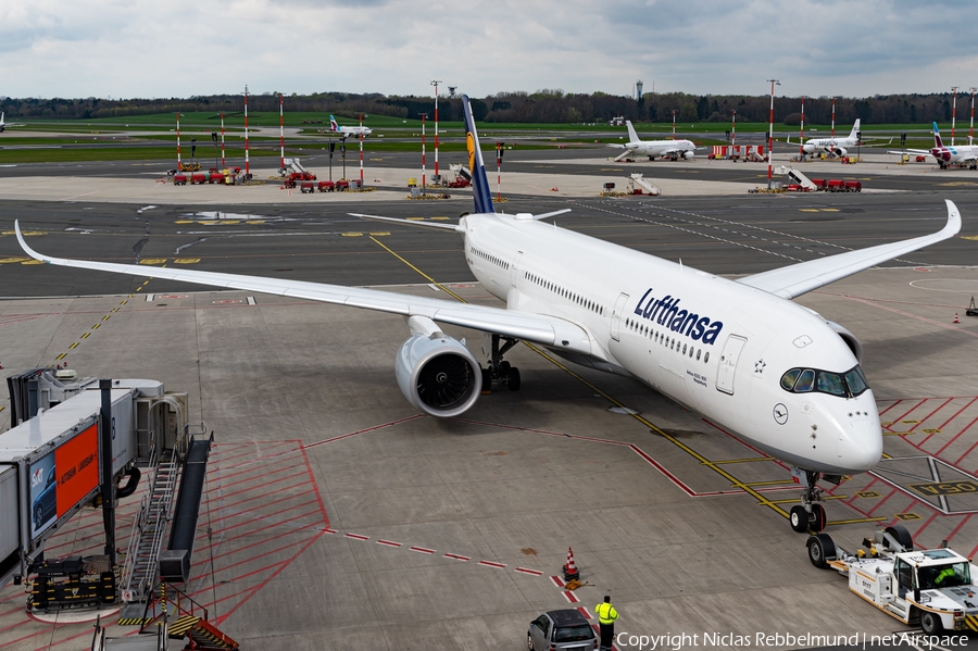 Lufthansa Airbus A350-941 (D-AIXH) | Photo 618112