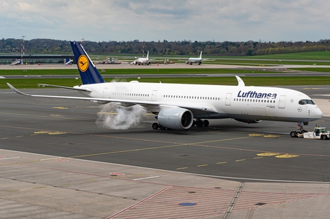 Lufthansa Airbus A350-941 (D-AIXH) at  Hamburg - Fuhlsbuettel (Helmut Schmidt), Germany