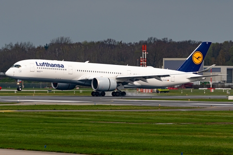 Lufthansa Airbus A350-941 (D-AIXH) at  Hamburg - Fuhlsbuettel (Helmut Schmidt), Germany