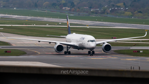 Lufthansa Airbus A350-941 (D-AIXH) at  Hamburg - Fuhlsbuettel (Helmut Schmidt), Germany