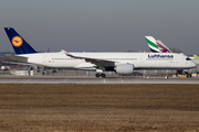 Lufthansa Airbus A350-941 (D-AIXH) at  Munich, Germany