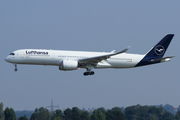 Lufthansa Airbus A350-941 (D-AIXI) at  Munich, Germany
