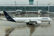 Lufthansa Airbus A350-941 (D-AIXI) at  Munich, Germany