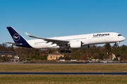 Lufthansa Airbus A350-941 (D-AIXJ) at  Hamburg - Fuhlsbuettel (Helmut Schmidt), Germany