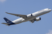 Lufthansa Airbus A350-941 (D-AIXK) at  Frankfurt am Main, Germany