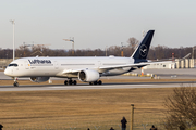 Lufthansa Airbus A350-941 (D-AIXK) at  Munich, Germany