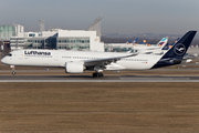Lufthansa Airbus A350-941 (D-AIXK) at  Munich, Germany