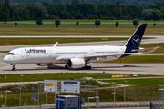 Lufthansa Airbus A350-941 (D-AIXK) at  Munich, Germany