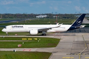 Lufthansa Airbus A350-941 (D-AIXL) at  Hamburg - Fuhlsbuettel (Helmut Schmidt), Germany