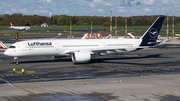 Lufthansa Airbus A350-941 (D-AIXL) at  Hamburg - Fuhlsbuettel (Helmut Schmidt), Germany