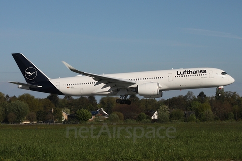 Lufthansa Airbus A350-941 (D-AIXL) at  Hamburg - Fuhlsbuettel (Helmut Schmidt), Germany