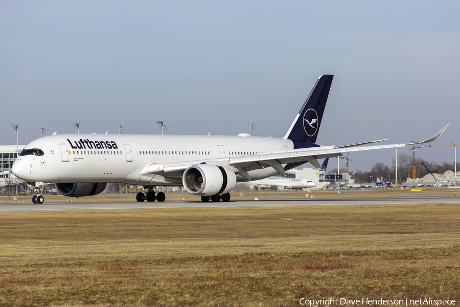 Lufthansa Airbus A350-941 (D-AIXL) | Photo 374410