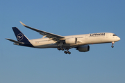 Lufthansa Airbus A350-941 (D-AIXM) at  Frankfurt am Main, Germany