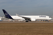 Lufthansa Airbus A350-941 (D-AIXM) at  Munich, Germany