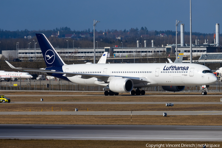 Lufthansa Airbus A350-941 (D-AIXM) | Photo 648144