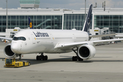 Lufthansa Airbus A350-941 (D-AIXN) at  Munich, Germany