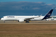 Lufthansa Airbus A350-941 (D-AIXO) at  Munich, Germany